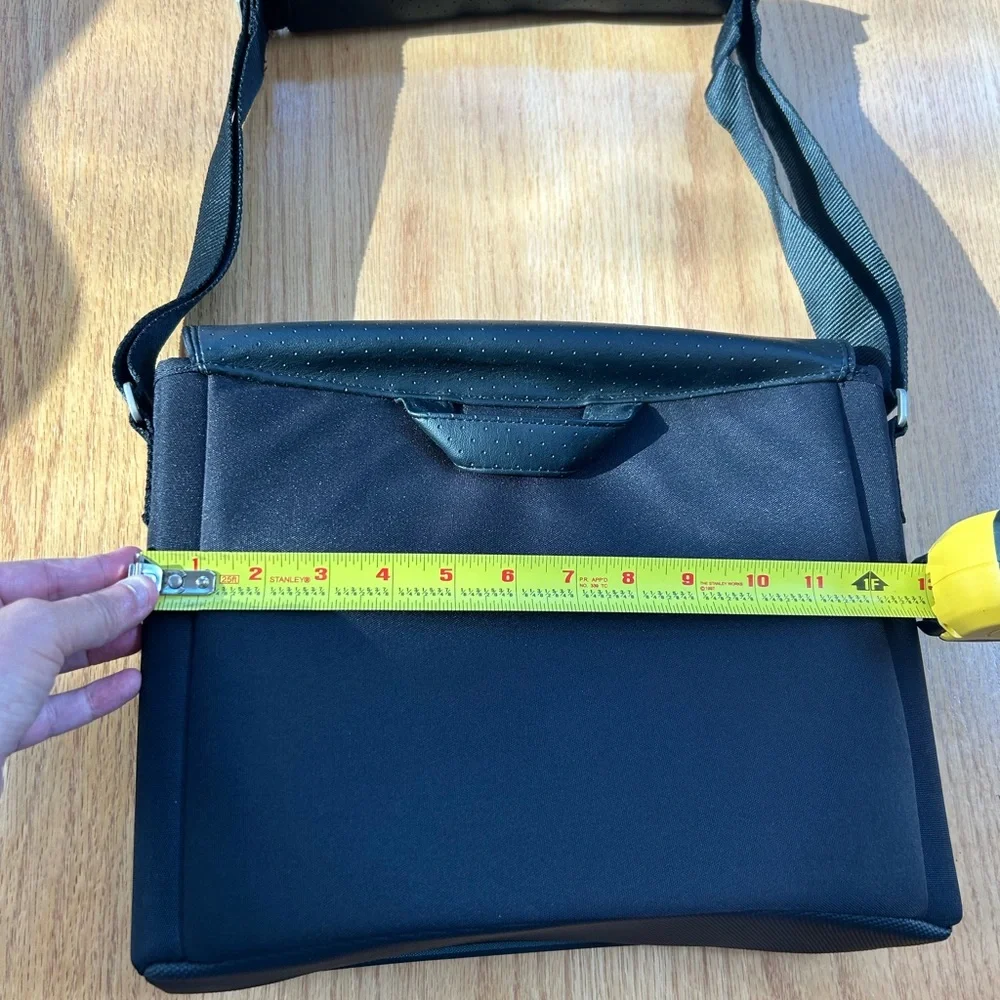 Bose Sound Dock Messenger‎ Bag Carrying Case Black Leather w/ Straps